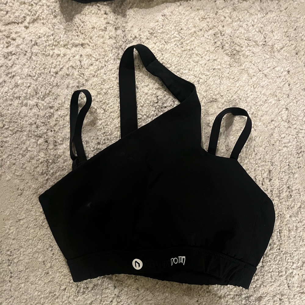 Black Sports Bra